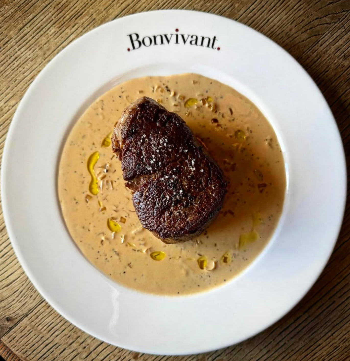 Dégustation de vins en cave privée chez Bonvivant