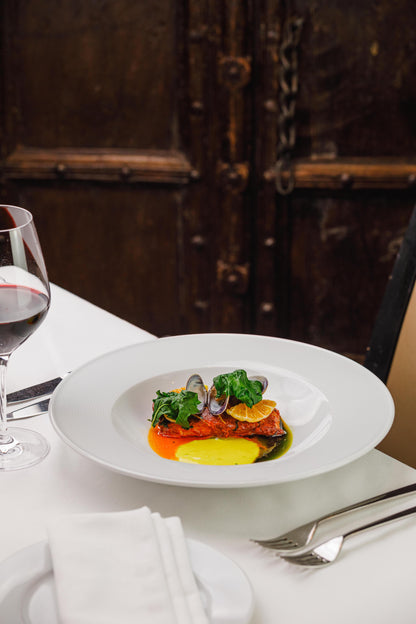 Un voyage culinaire moderne à la table d'un chef indien et un dernier verre au restaurant étoilé Michelin Benares