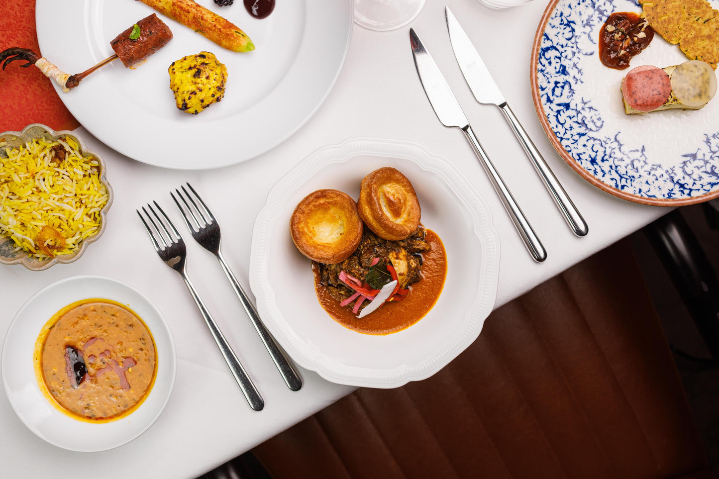 Un voyage culinaire moderne à la table d'un chef indien et un dernier verre au restaurant étoilé Michelin Benares