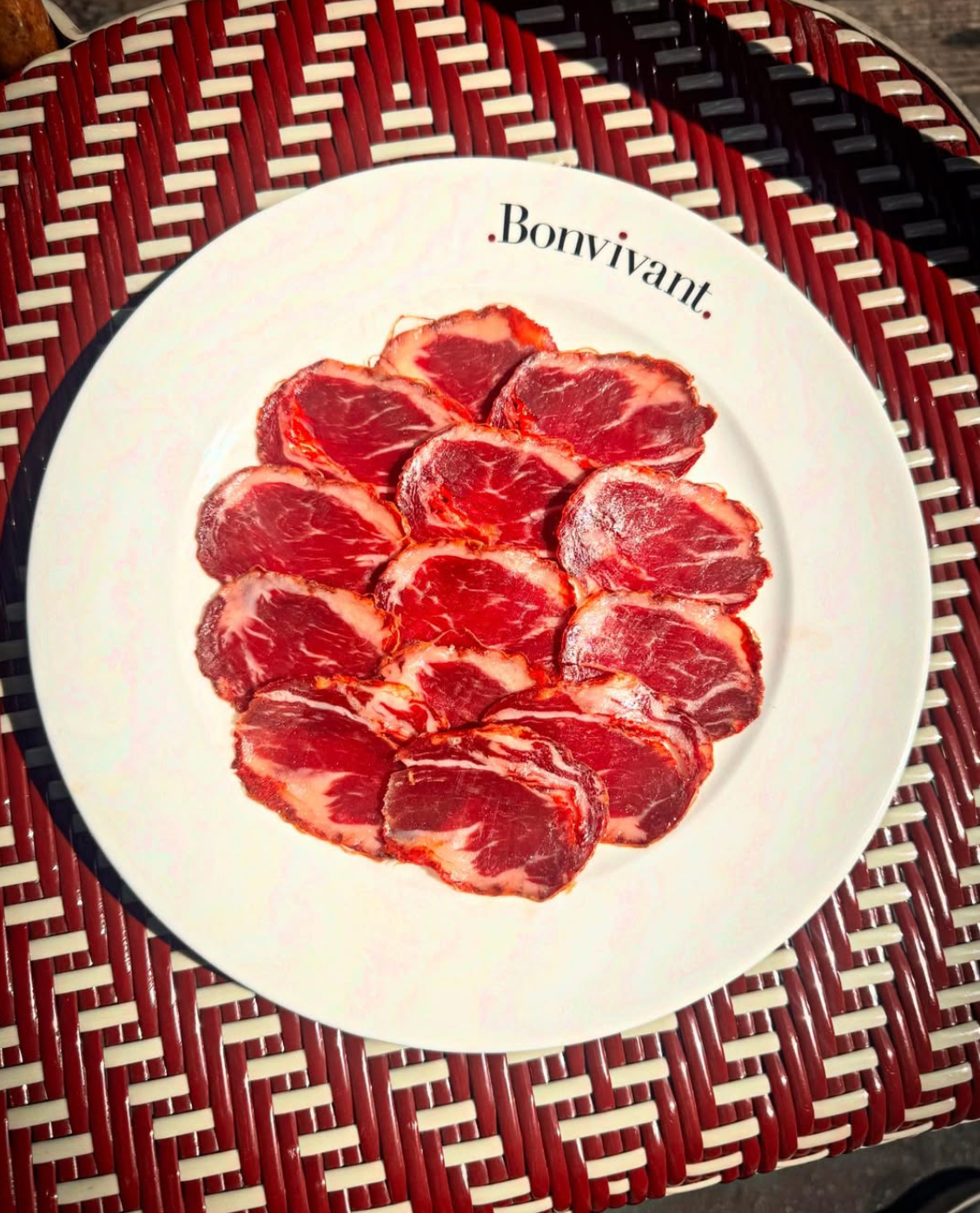 Dégustation de vins en cave privée chez Bonvivant