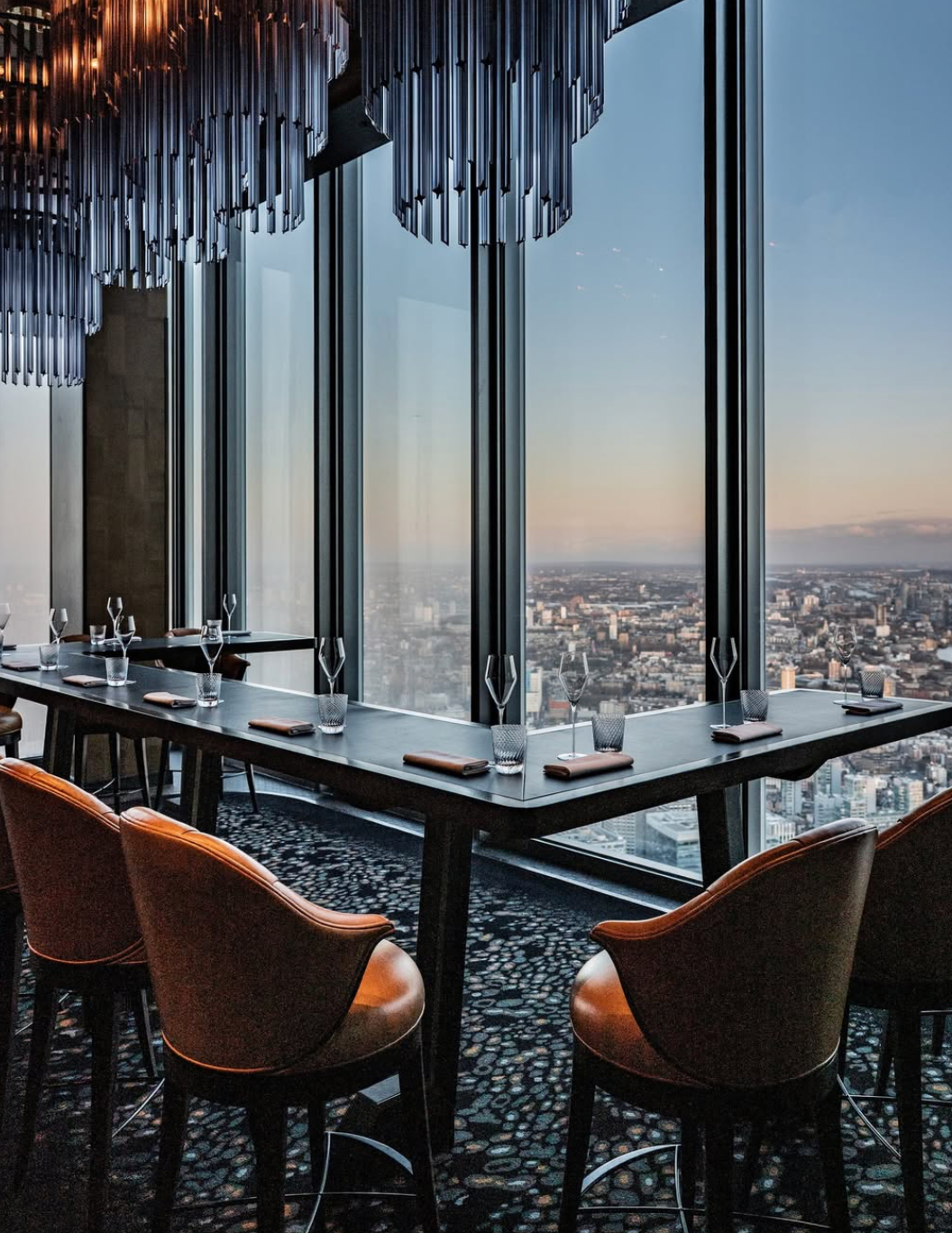 Gordon Ramsay High - Dinner in the Sky