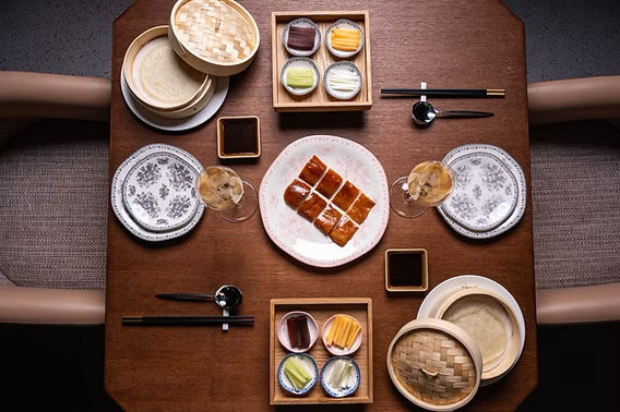 Yù & Mì Chef’s Selection Menu Experience